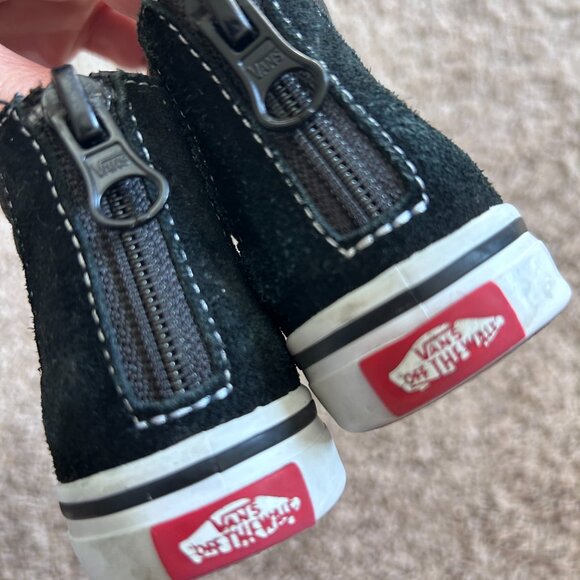 Vans Sk8-Hi Black Skate Side Zip Sneaker - Toddler 5.5 - Picture 6 of 8